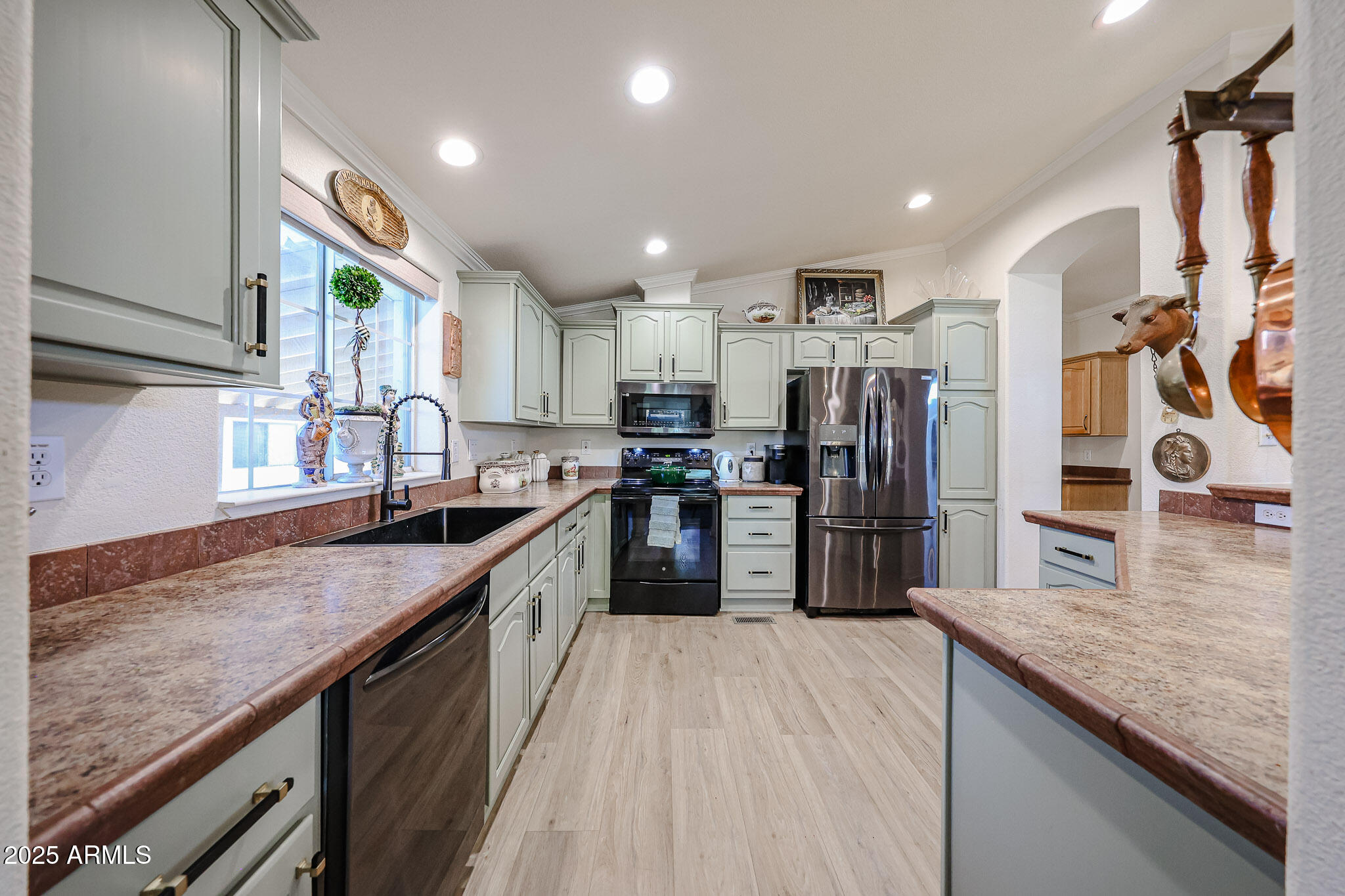 3901 E PINNACLE PEAK Road, 78