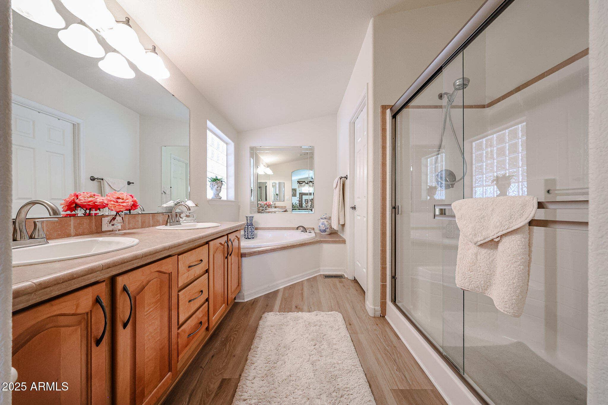 3901 E PINNACLE PEAK Road, 78