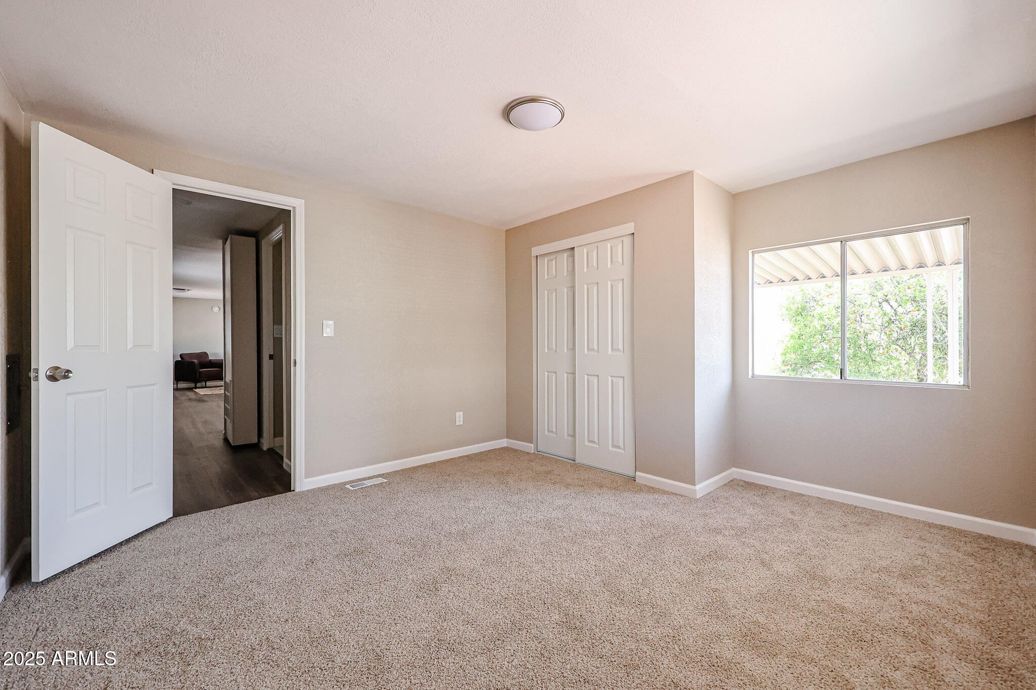 8600 E broadway Road, 53