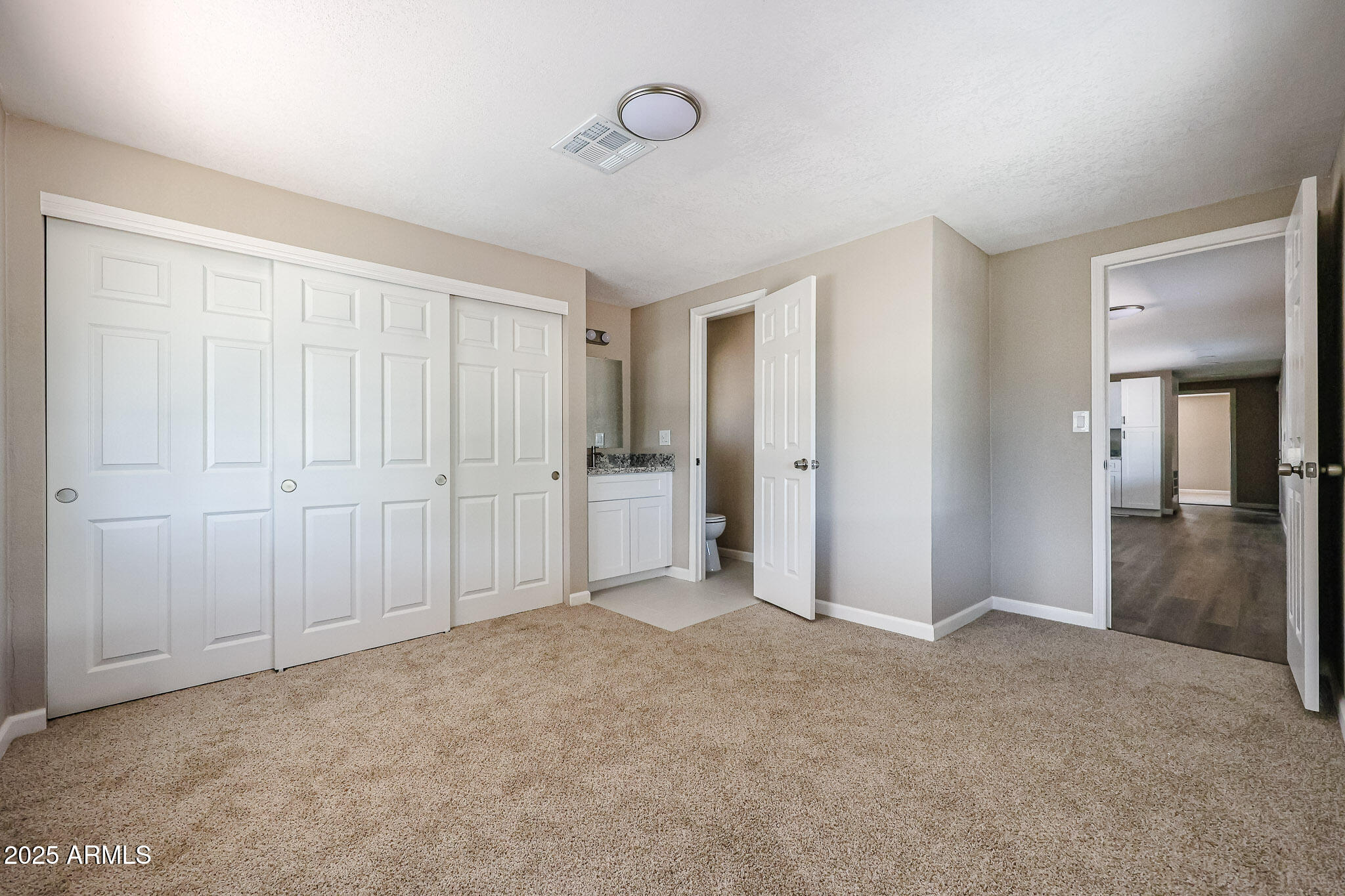 8600 E broadway Road, 53