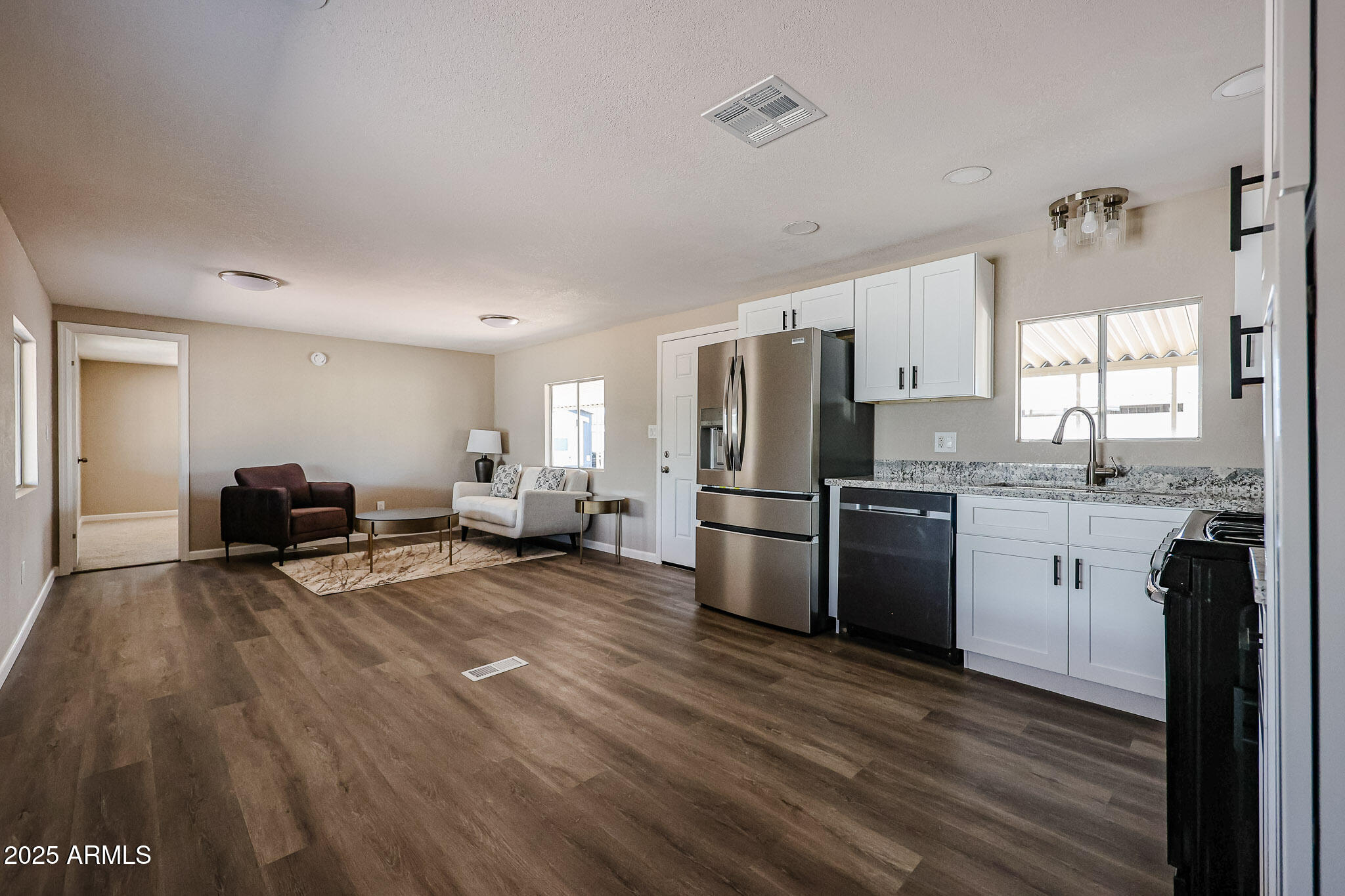 8600 E broadway Road, 53