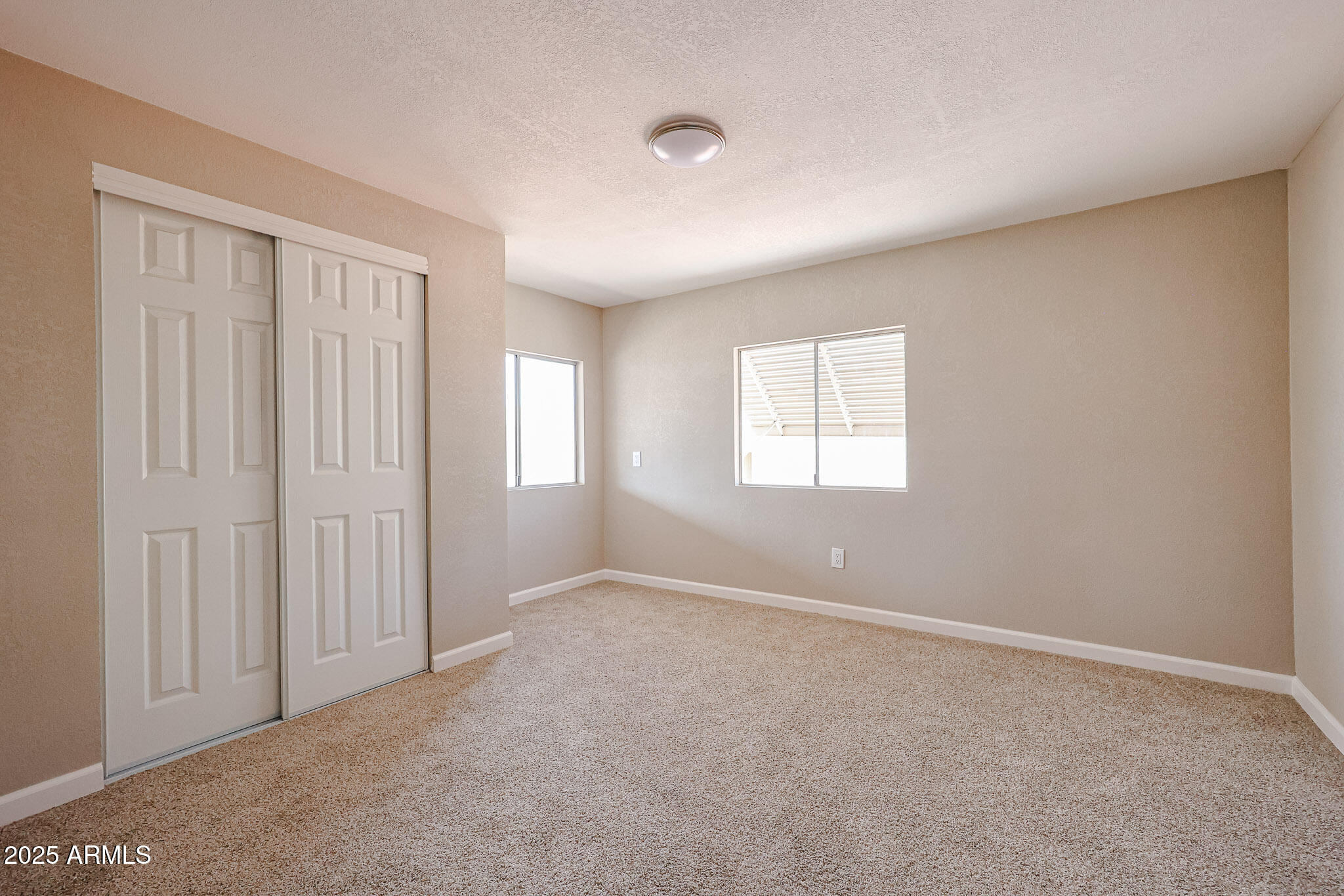 8600 E broadway Road, 53