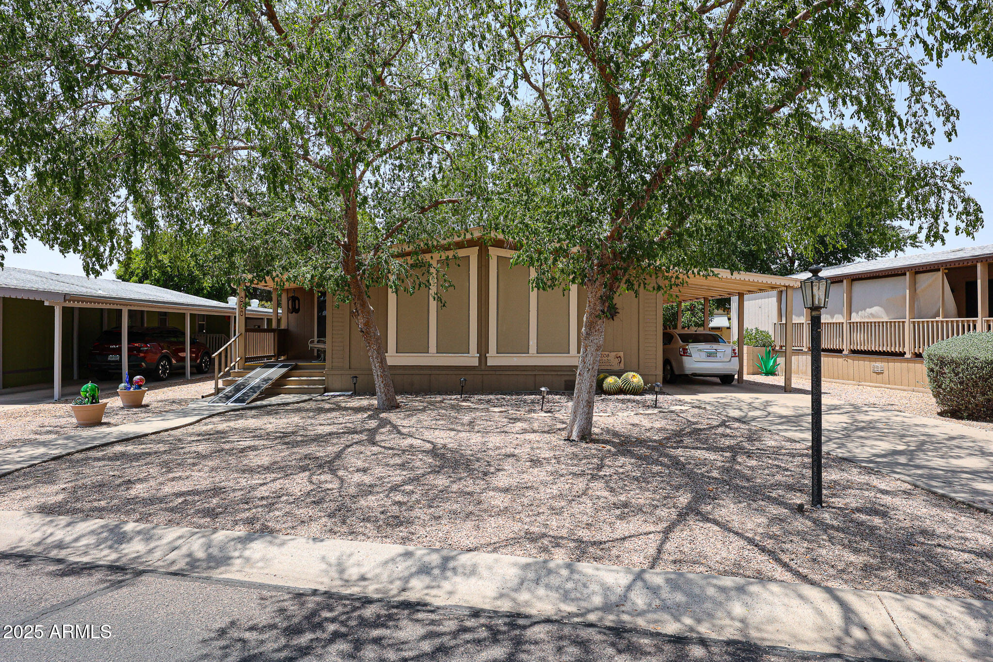 3901 E PINNACLE PEAK Road, 208