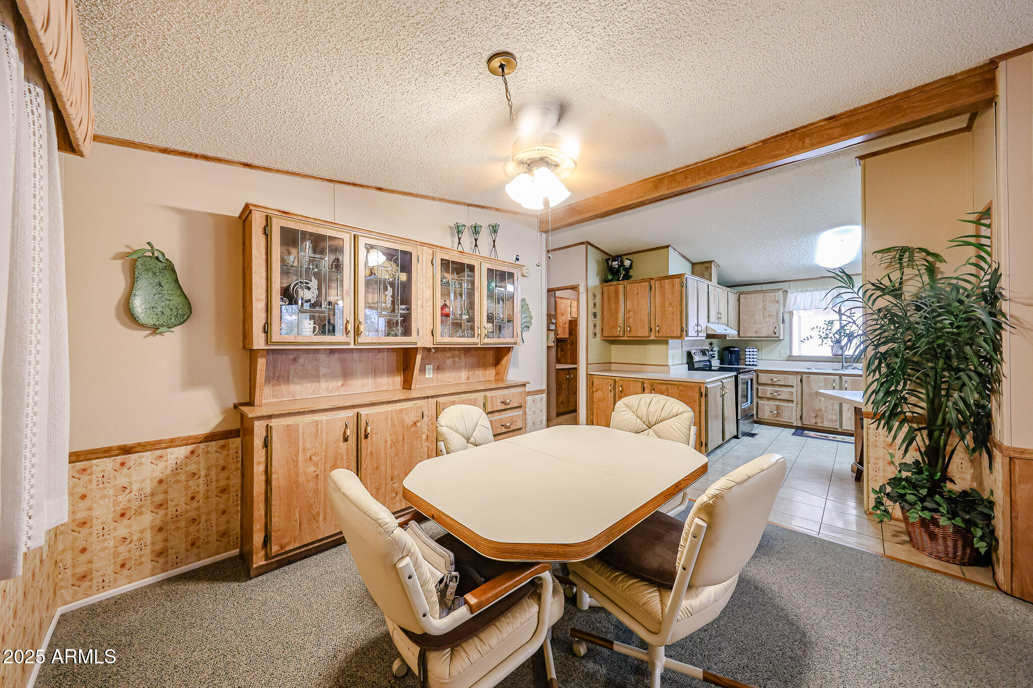 3901 E PINNACLE PEAK Road, 208