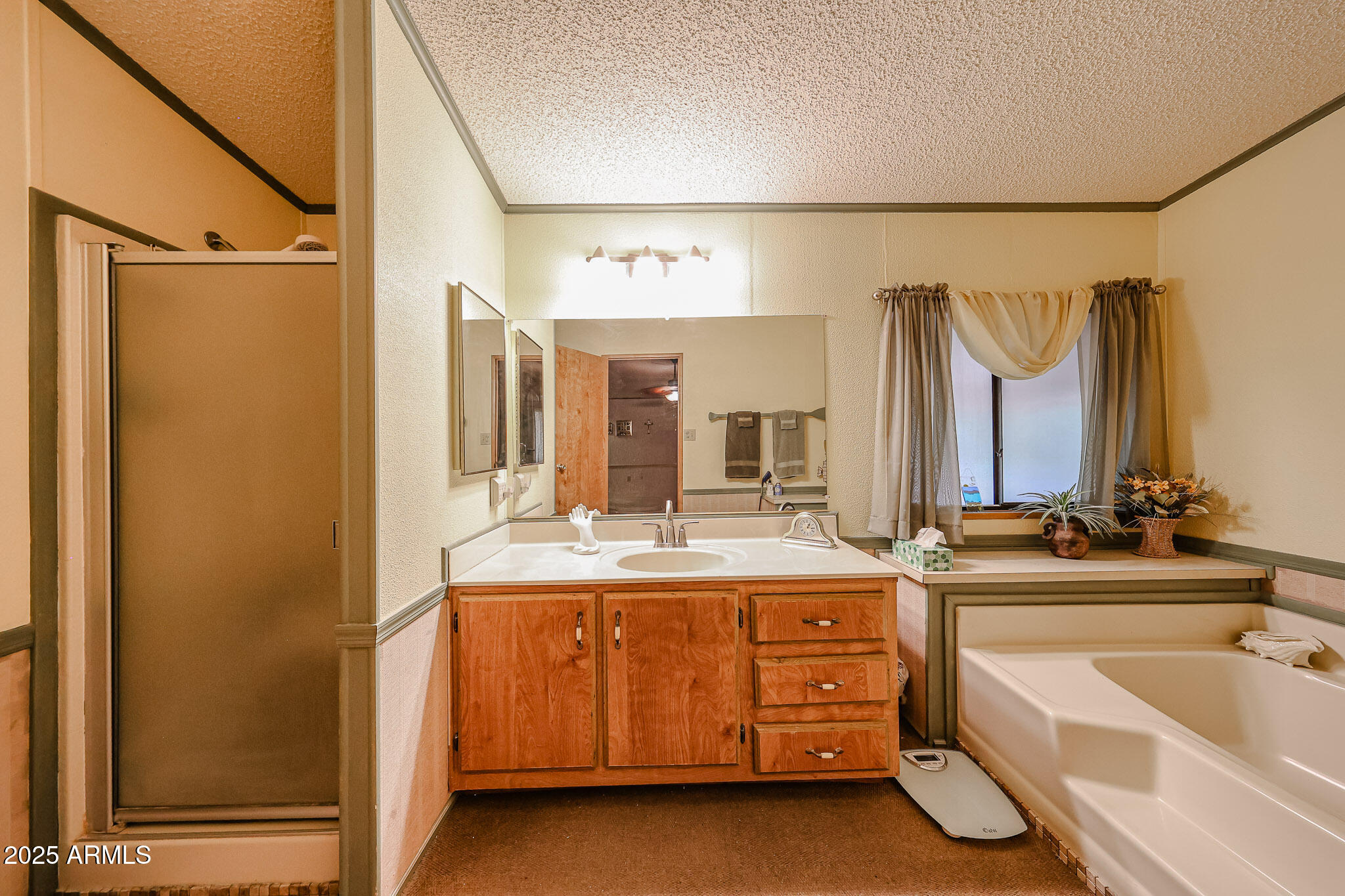 3901 E PINNACLE PEAK Road, 208