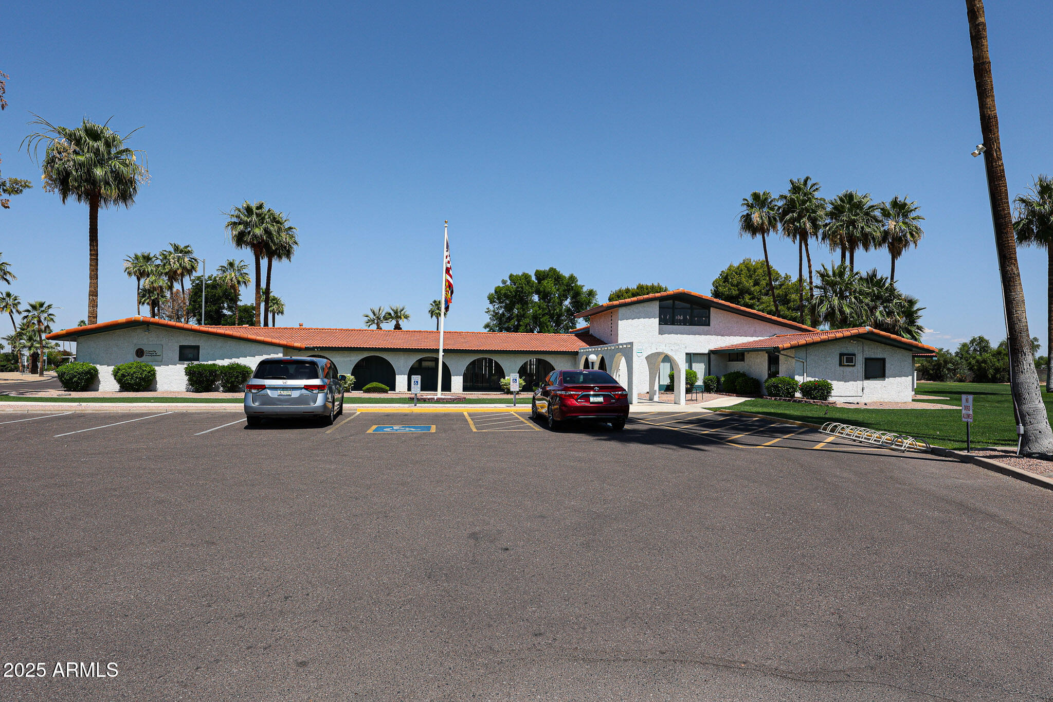 2650 W UNION HILLS Drive, 169