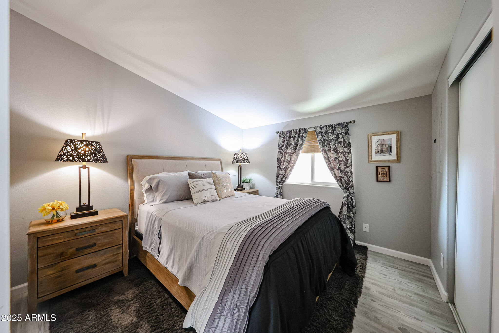 3901 E PINNACLE PEAK Road, 284