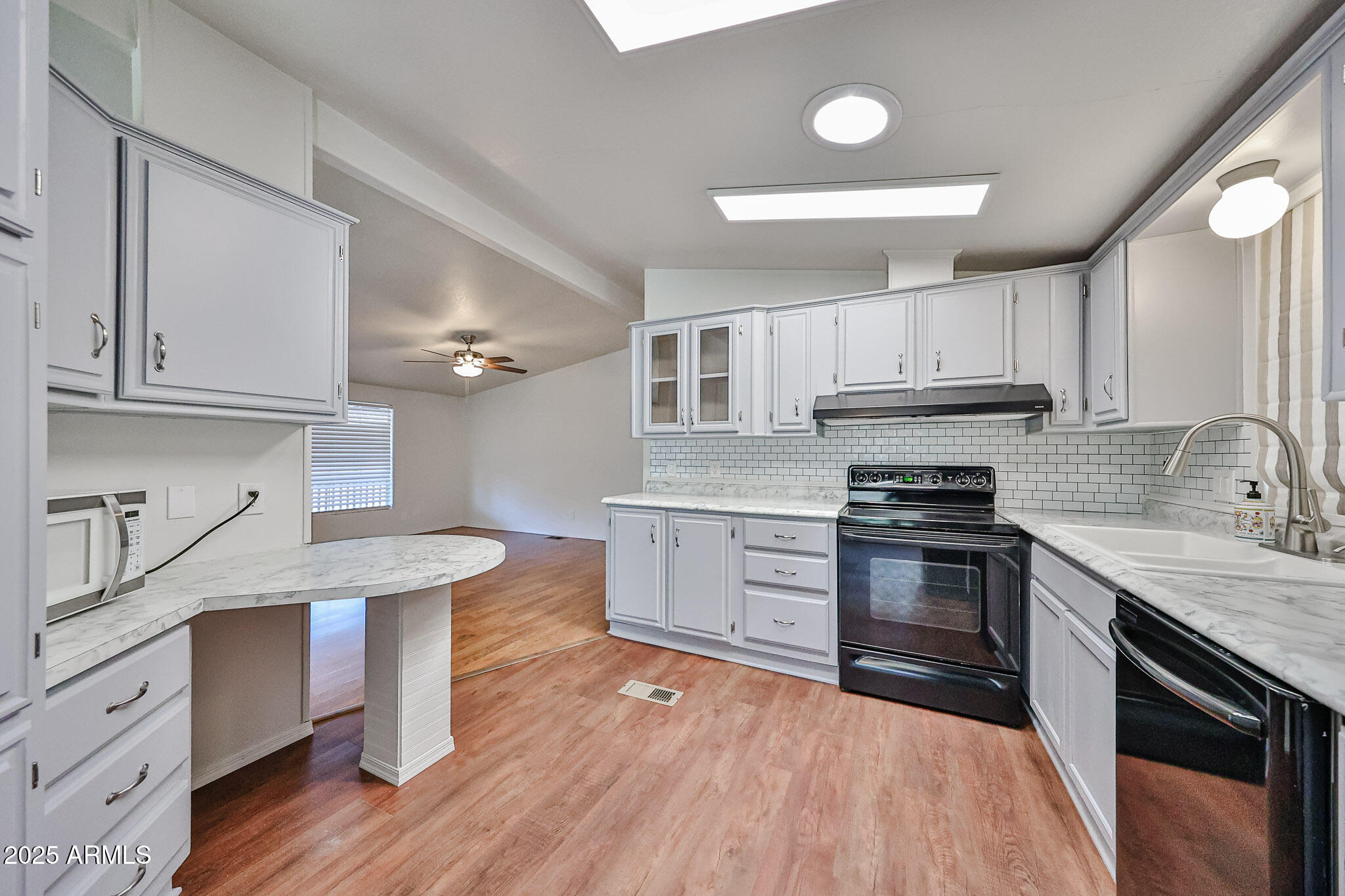 3901 E PINNACLE PEAK Road, 196