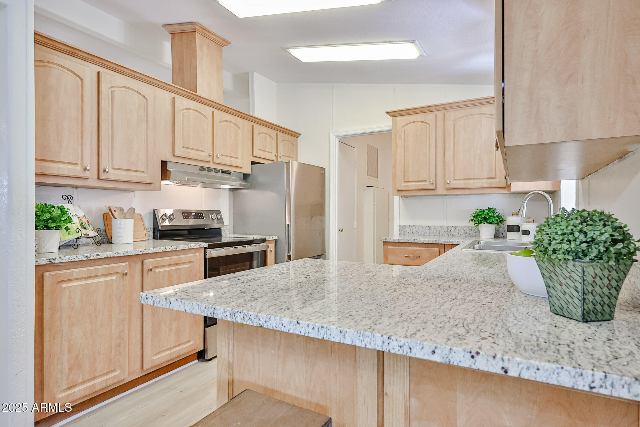 3901 E PINNACLE PEAK Road, 39