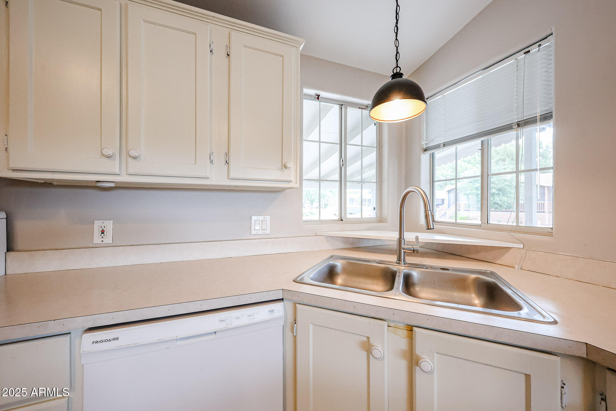 3901 E PINNACLE PEAK Road, #87