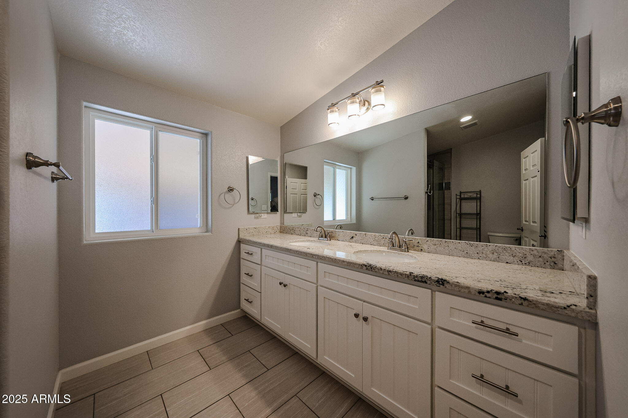 3901 E PINNACLE PEAK Road, 65