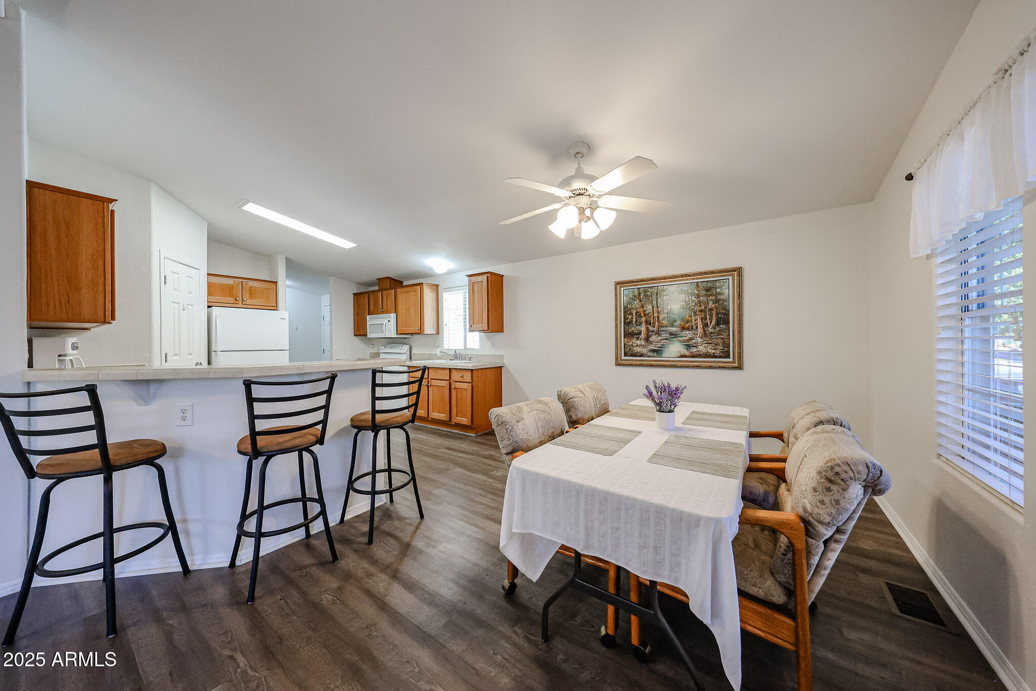 3901 E PINNACLE PEAK Road, 83