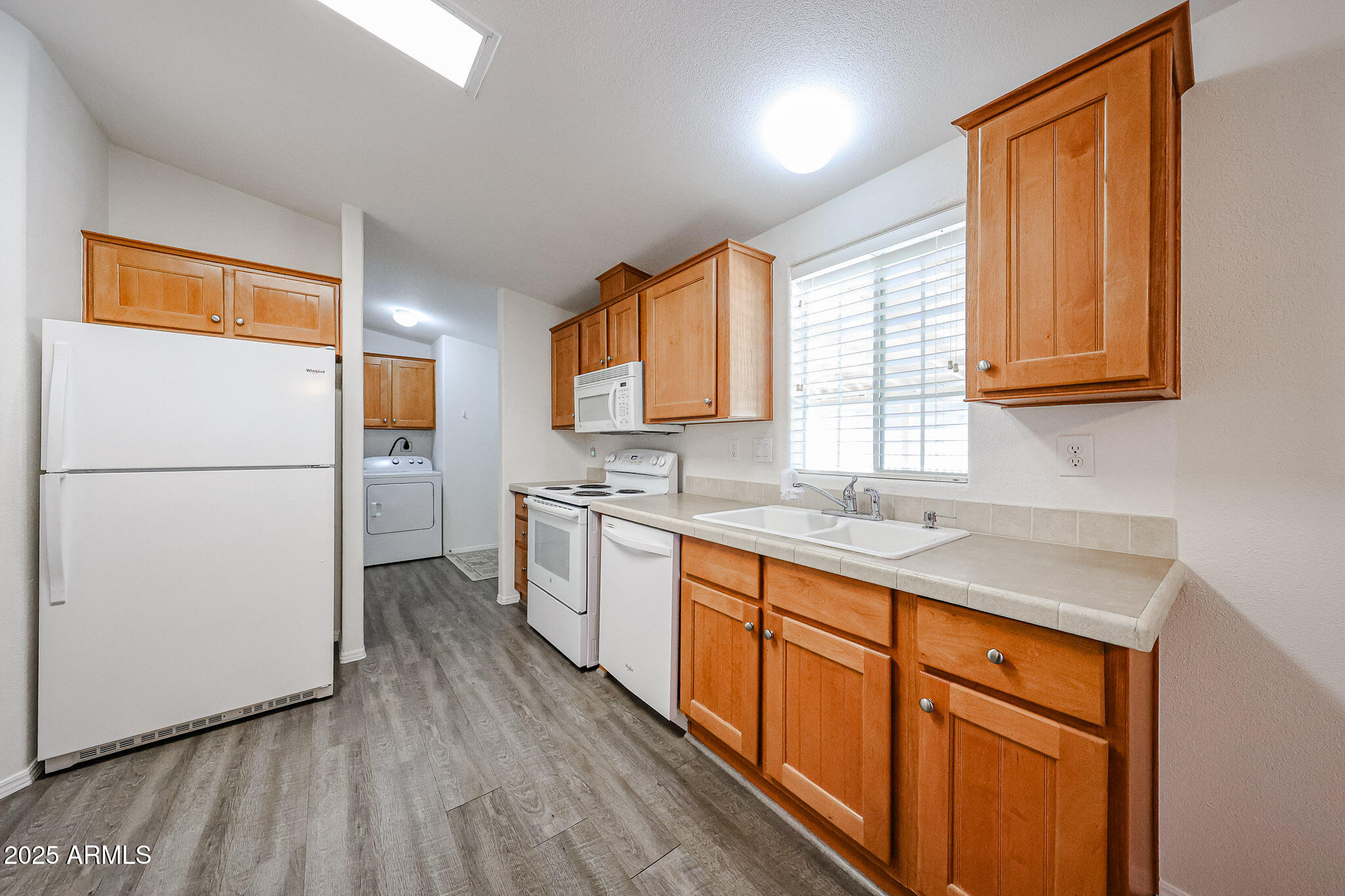 3901 E PINNACLE PEAK Road, 83
