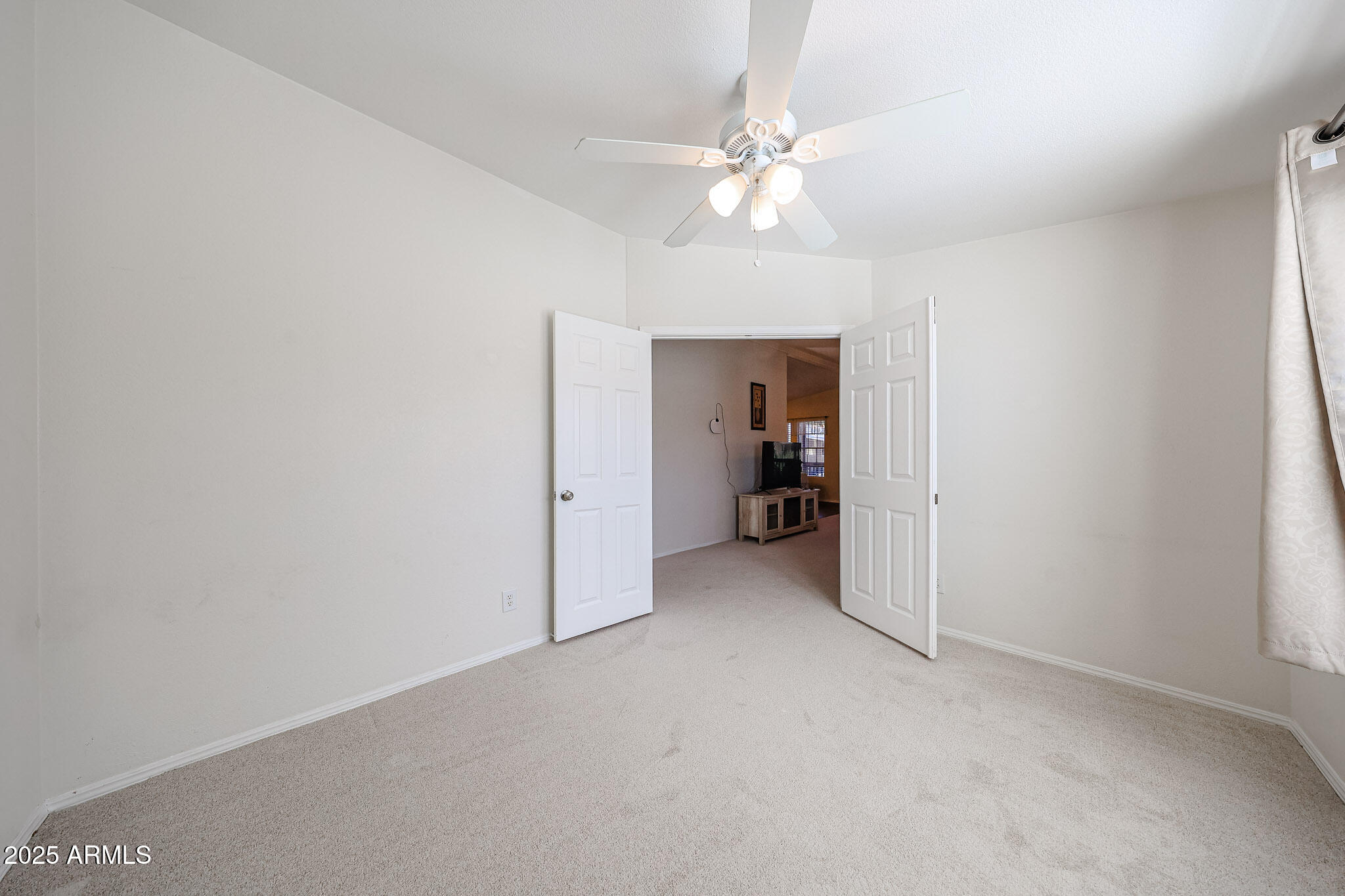 3901 E PINNACLE PEAK Road, 83
