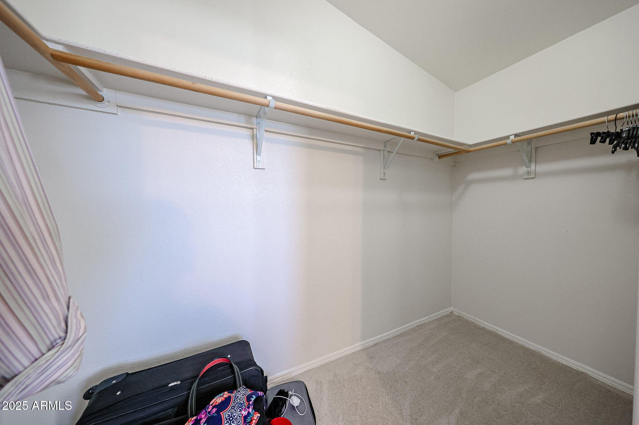 3901 E PINNACLE PEAK Road, 83