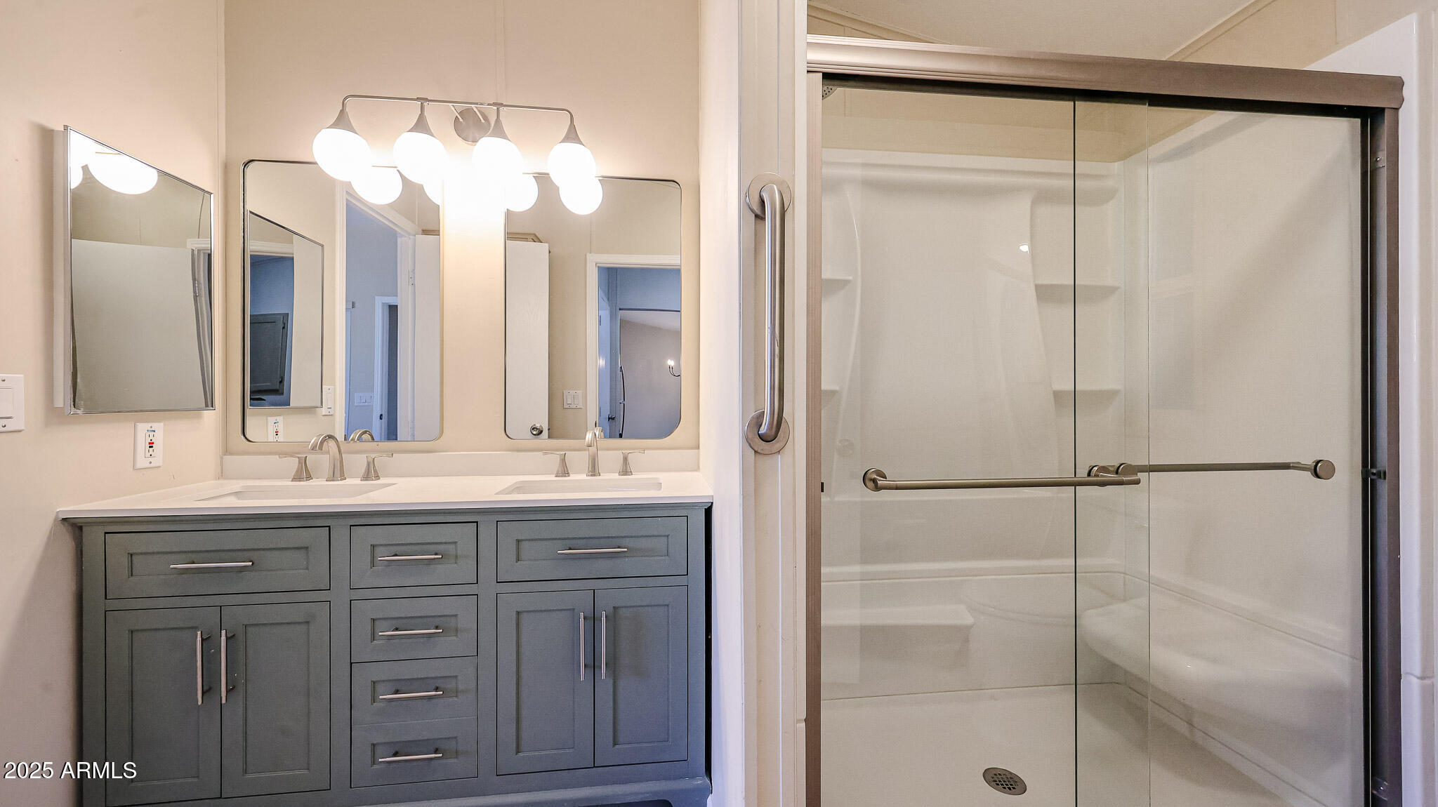 3901 E PINNACLE PEAK Road 108