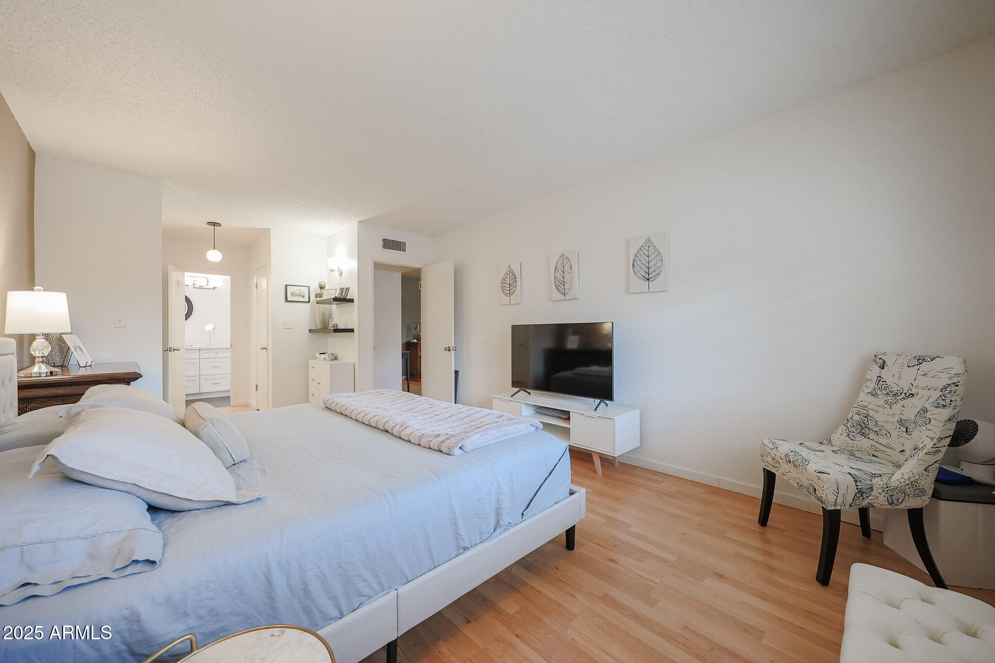 7721 E HARVARD Street