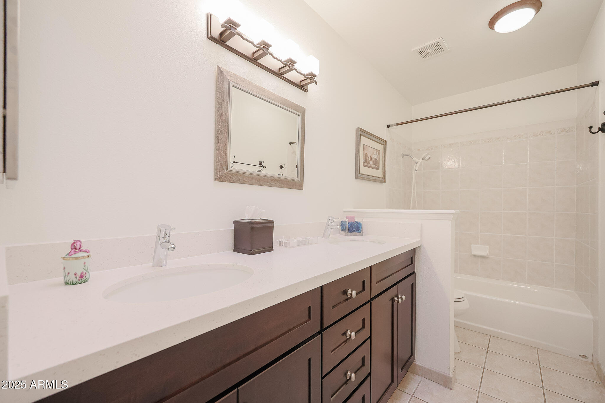 7721 E HARVARD Street