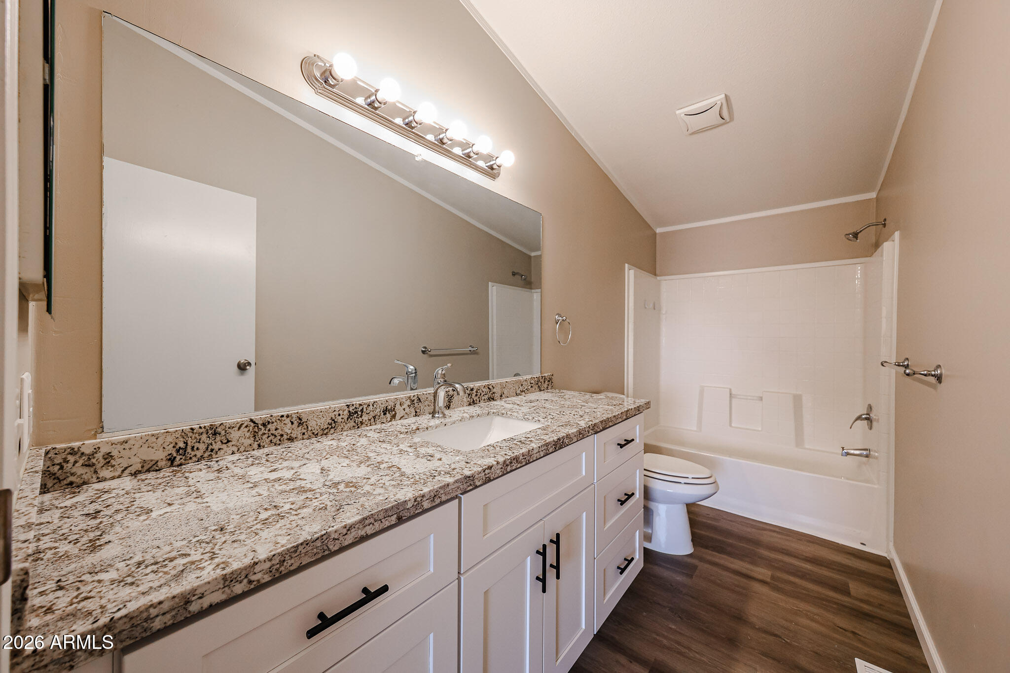 2650 W UNION HILLS Drive 316