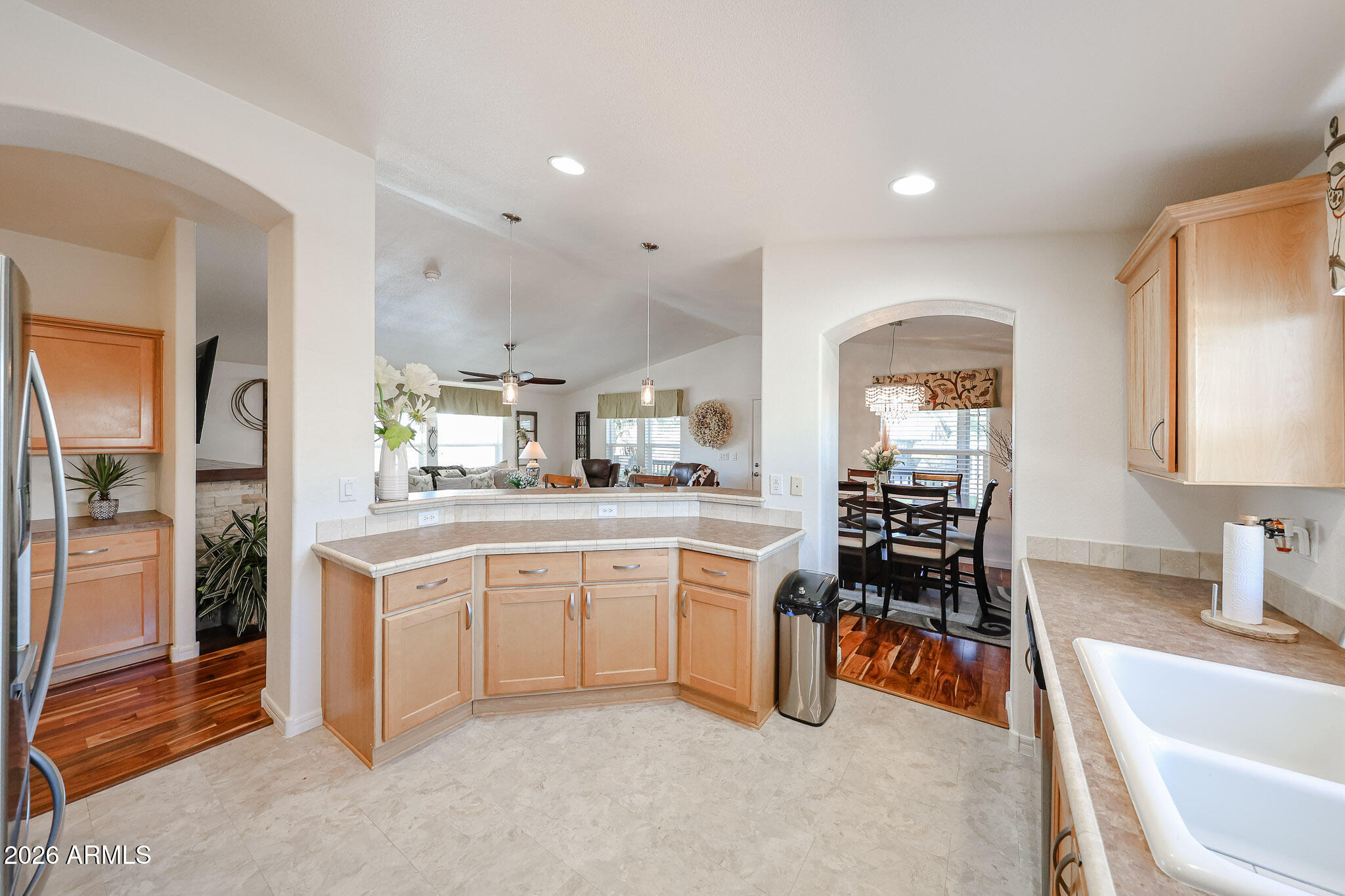 3901 E PINNACLE PEAK Road 283