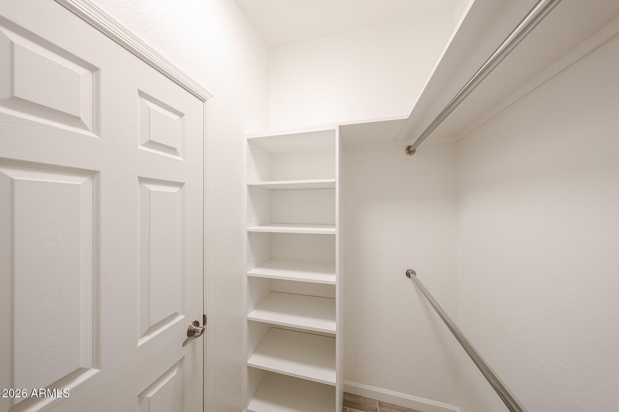 3901 E PINNACLE PEAK Road 275