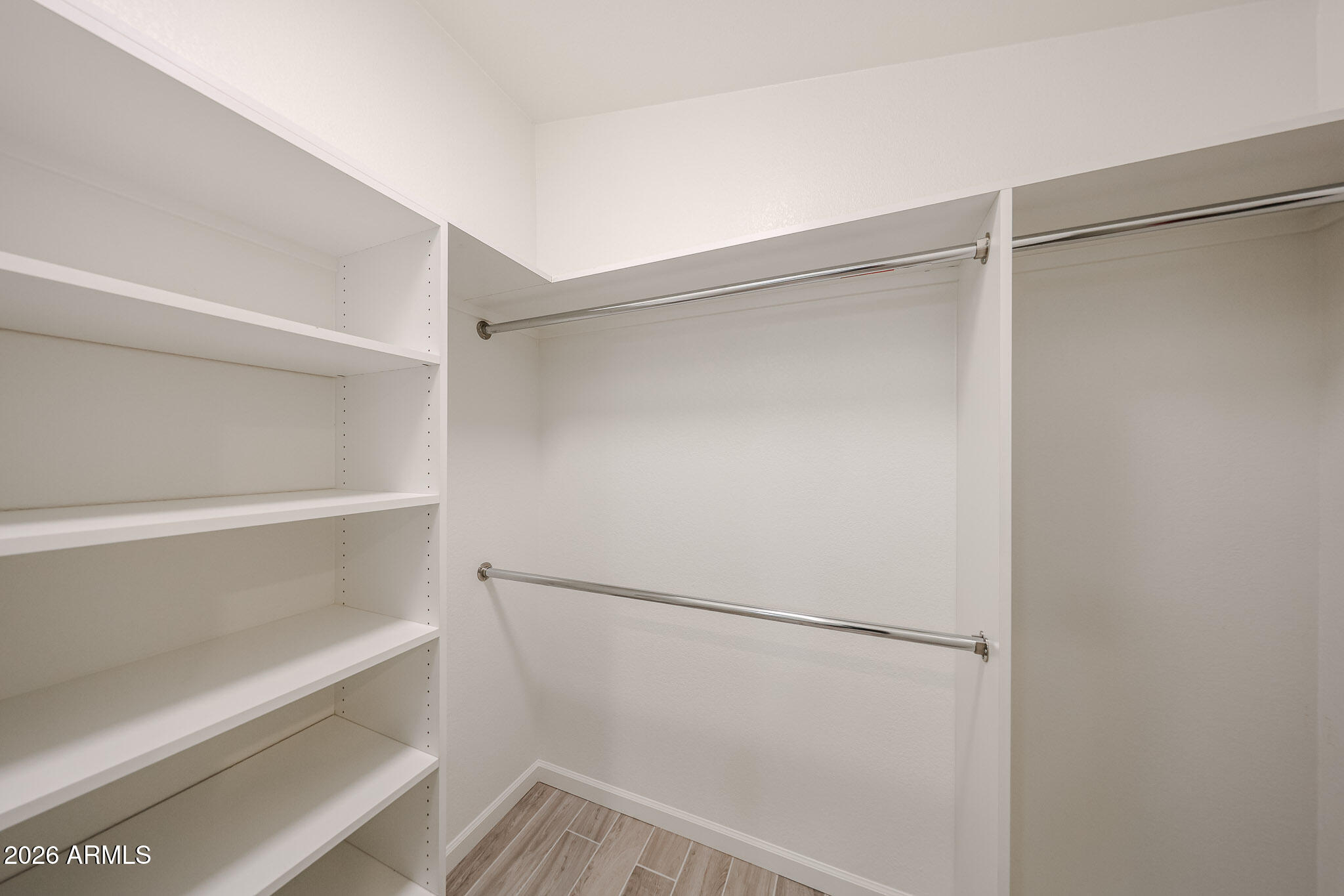 3901 E PINNACLE PEAK Road 275