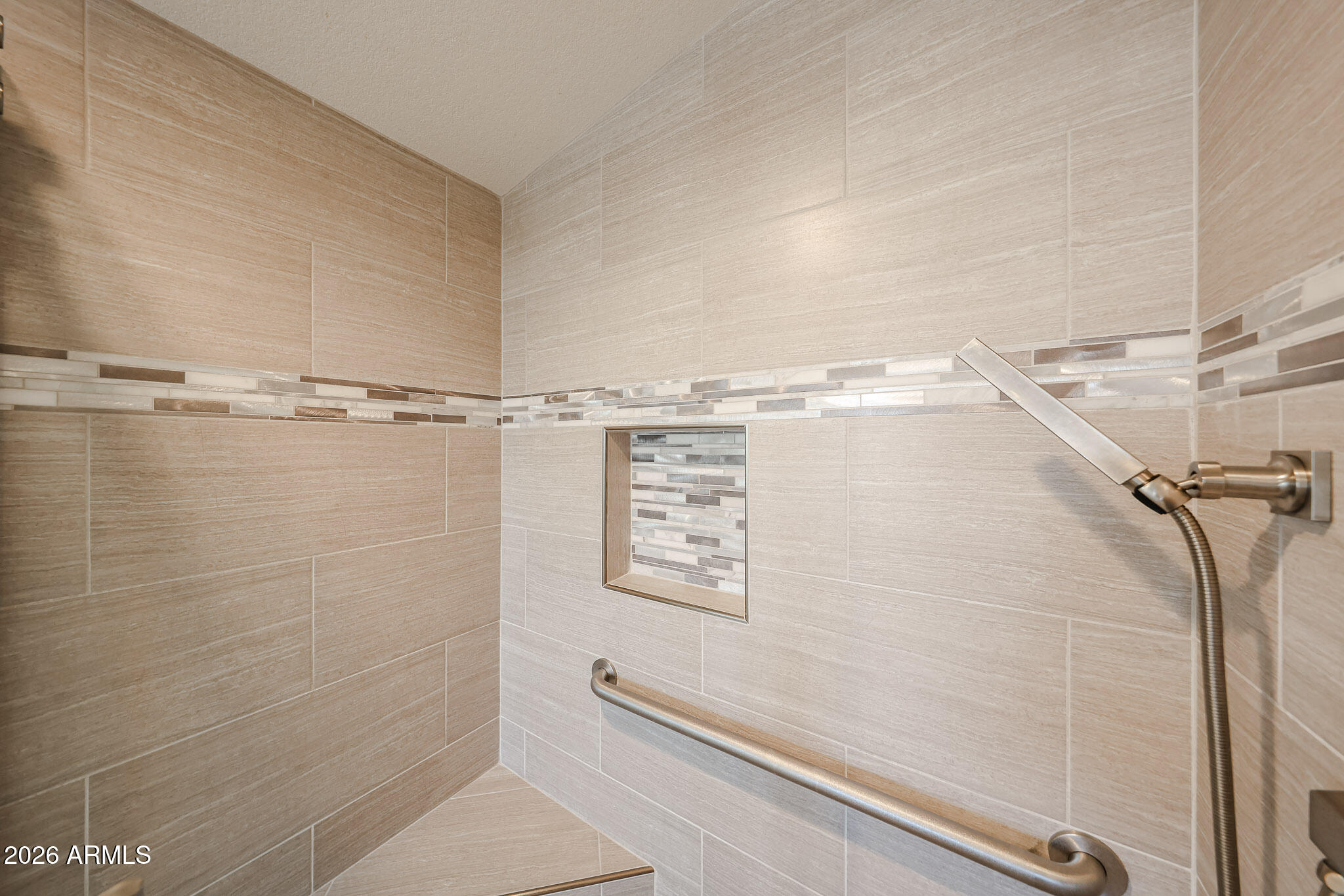 3901 E PINNACLE PEAK Road 275