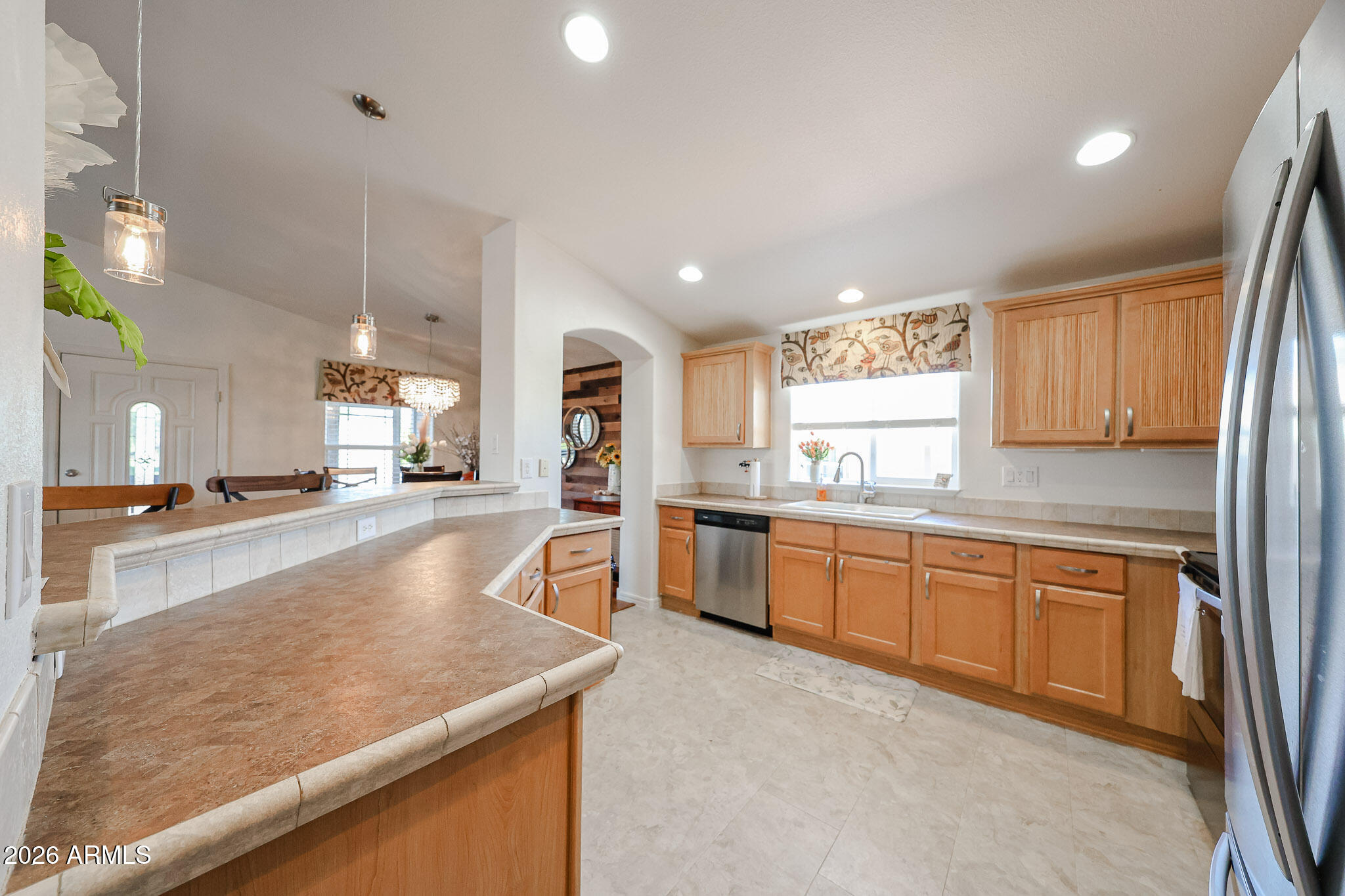 3901 E PINNACLE PEAK Road 283