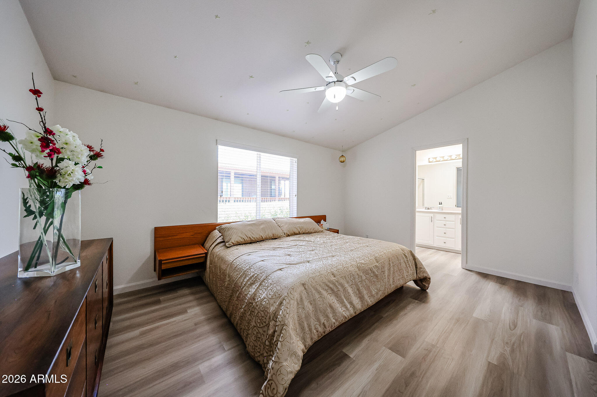 3901 E PINNACLE PEAK Road 270
