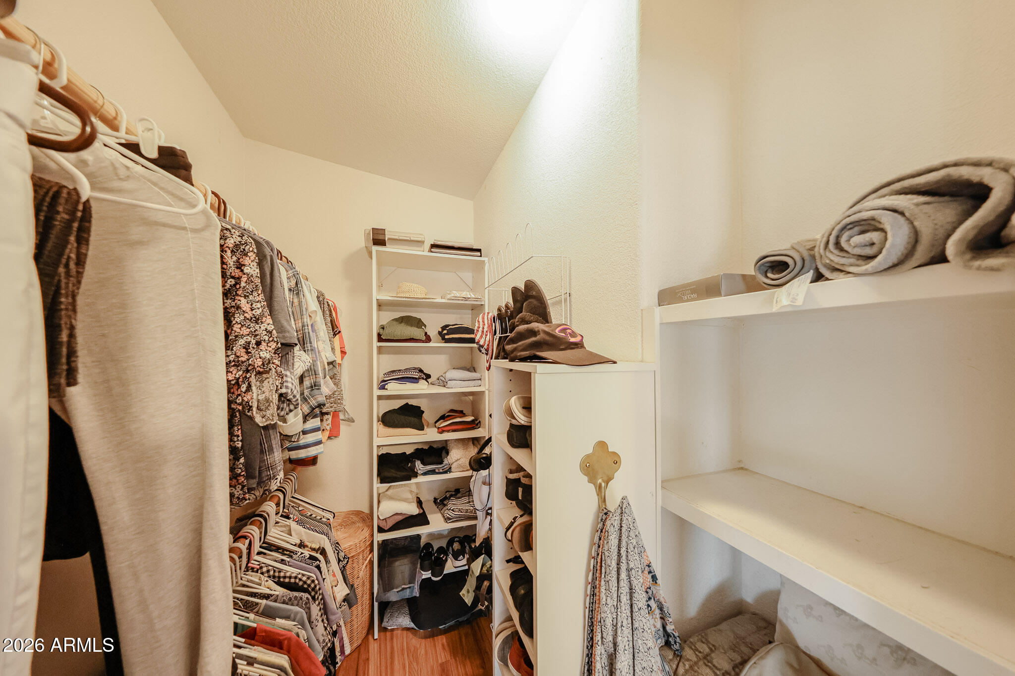 3901 E PINNACLE PEAK Road 246