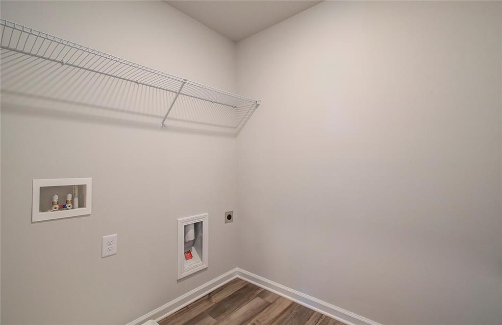 324 Sterling Creek Way