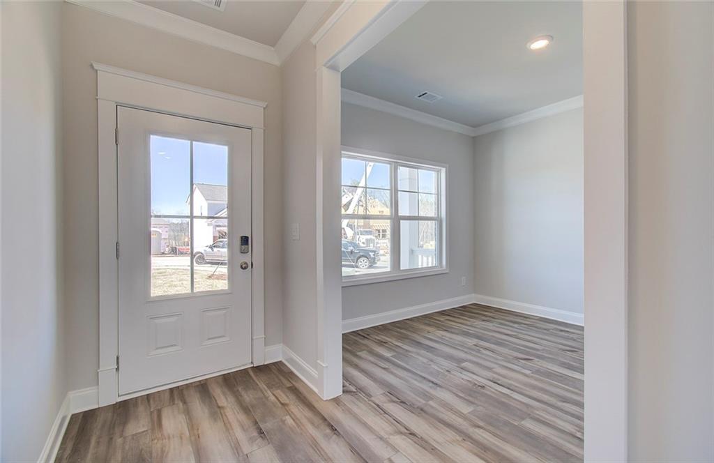 324 Sterling Creek Way