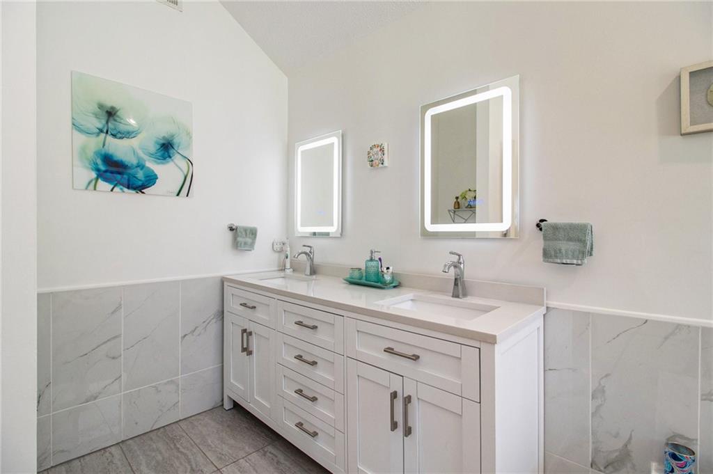 420 Willow View Knoll