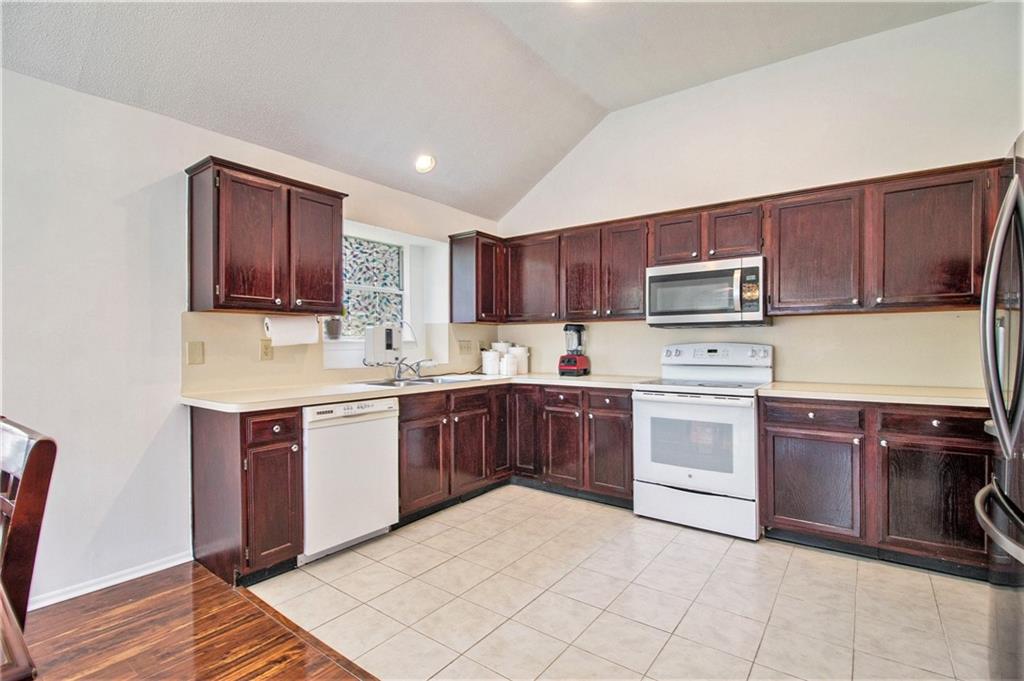 420 Willow View Knoll