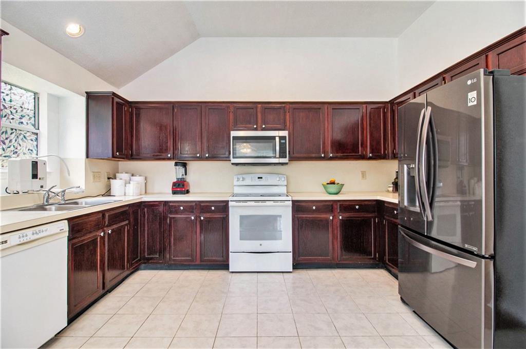 420 Willow View Knoll