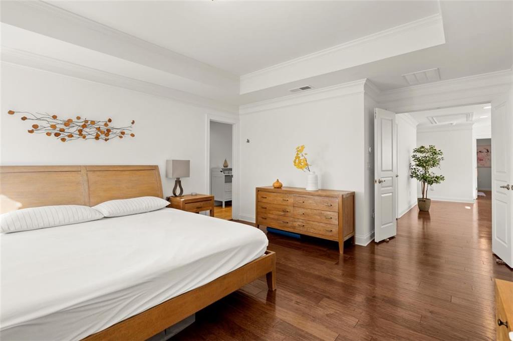 9864 Cameron Parc Circle