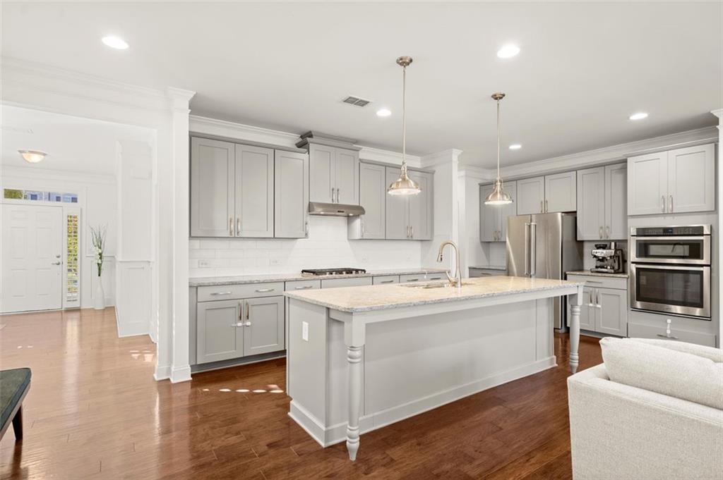 9864 Cameron Parc Circle