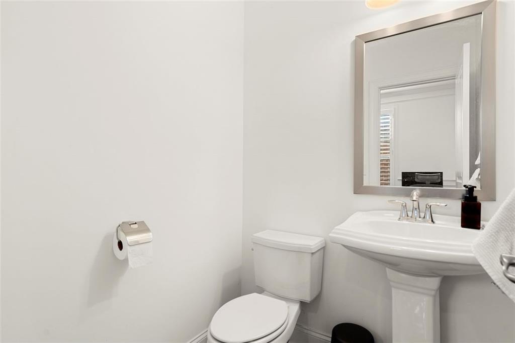 9864 Cameron Parc Circle