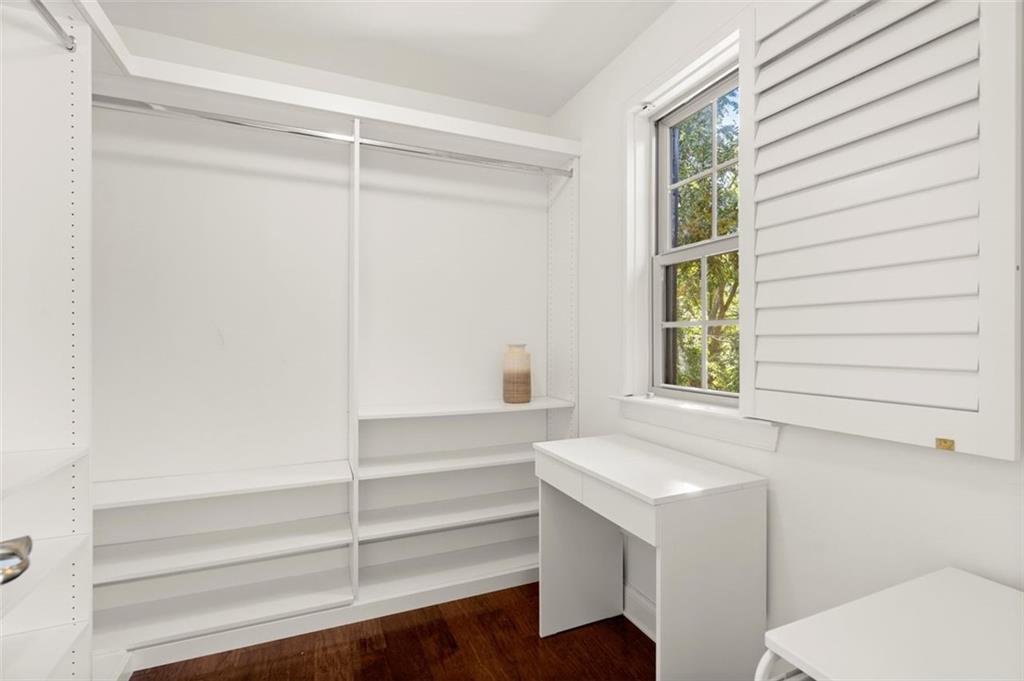 9864 Cameron Parc Circle