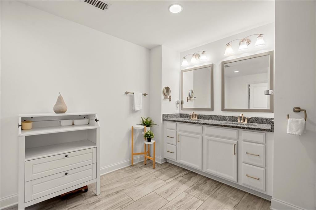 9864 Cameron Parc Circle