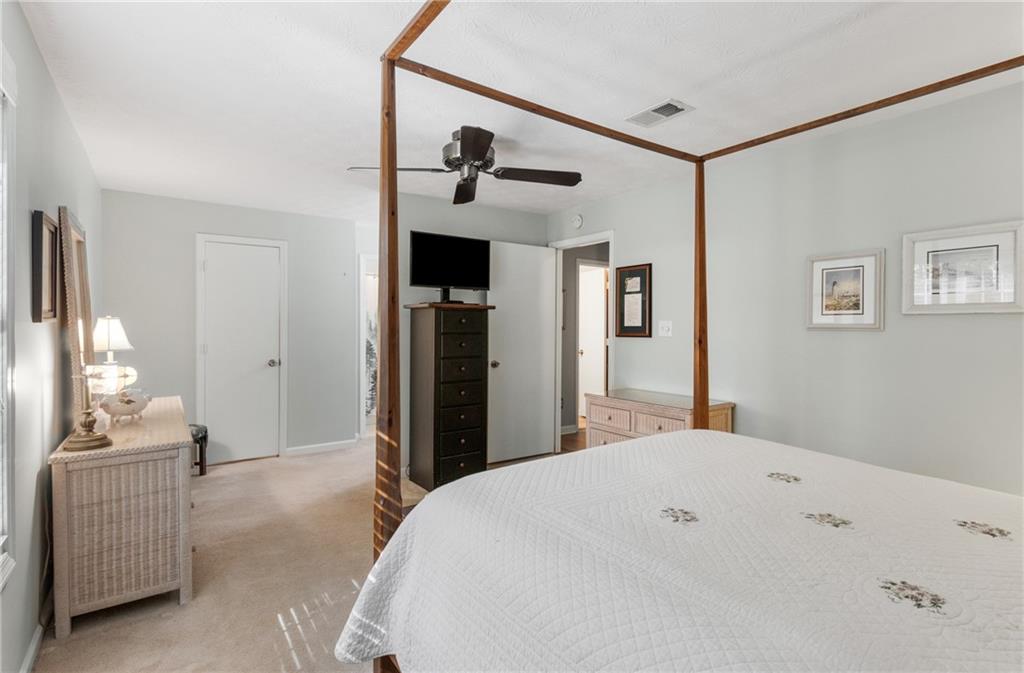 2270 Turtle Landing NE