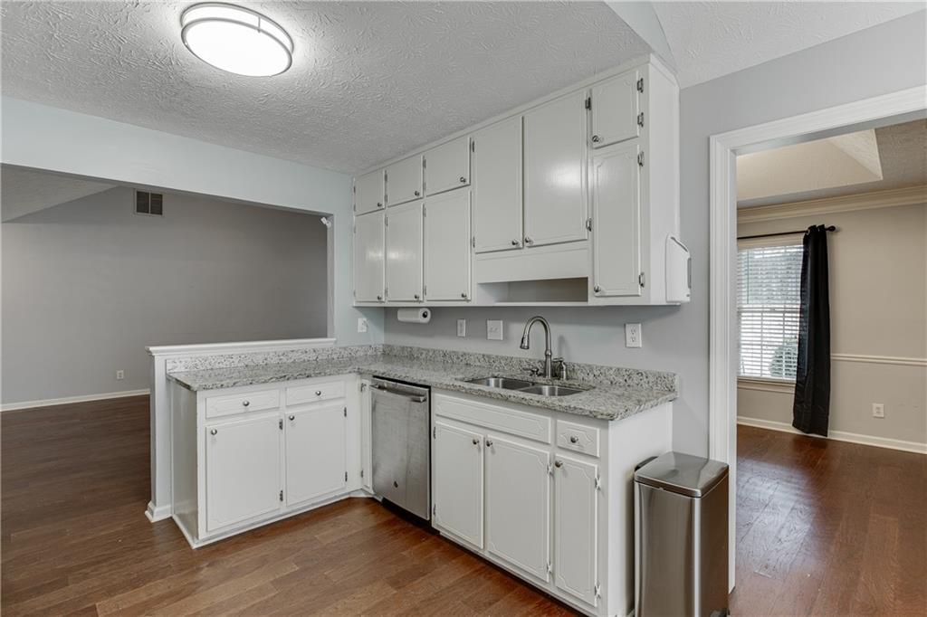 685 Hunters Creek Lane