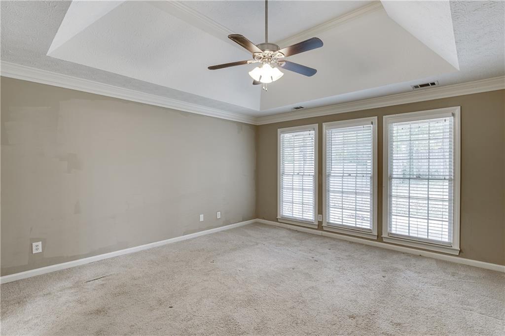 685 Hunters Creek Lane