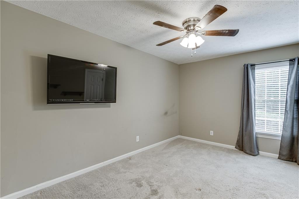 685 Hunters Creek Lane