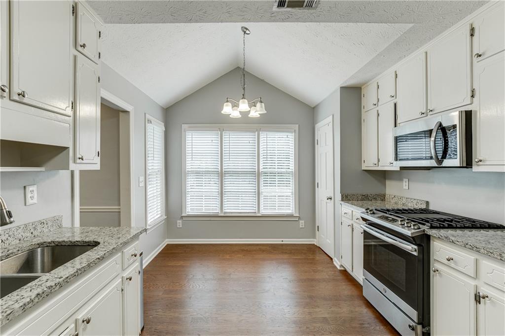 685 Hunters Creek Lane