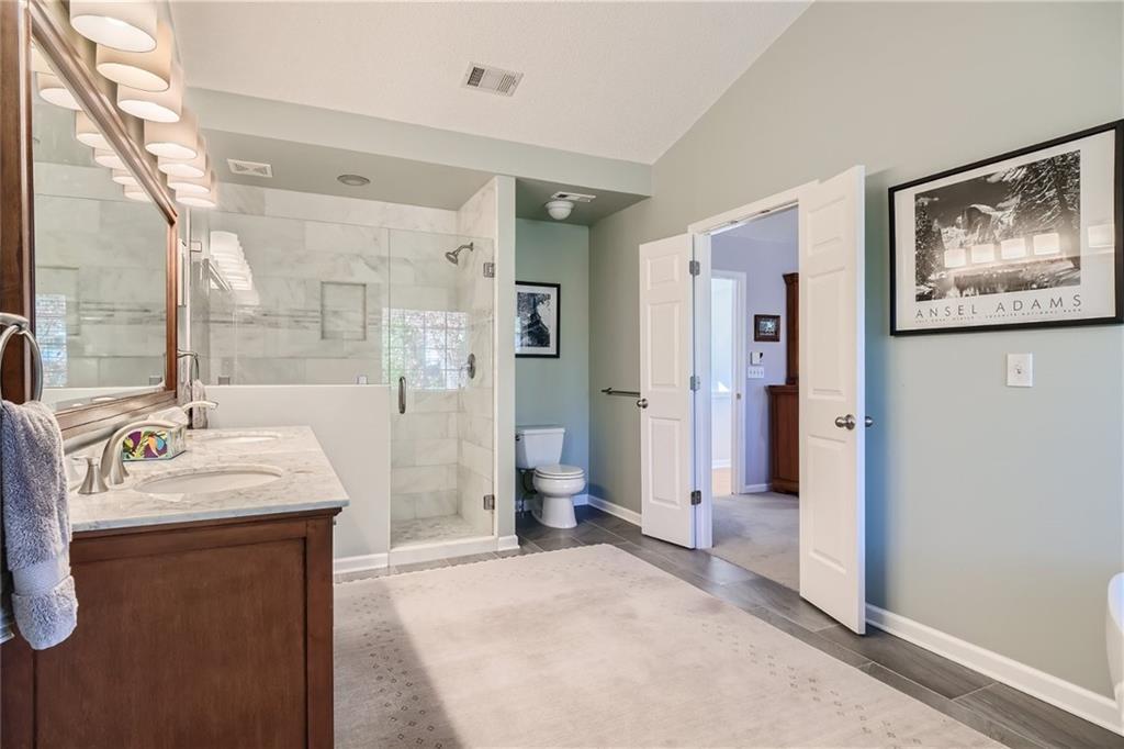 500 Stepney Court SE