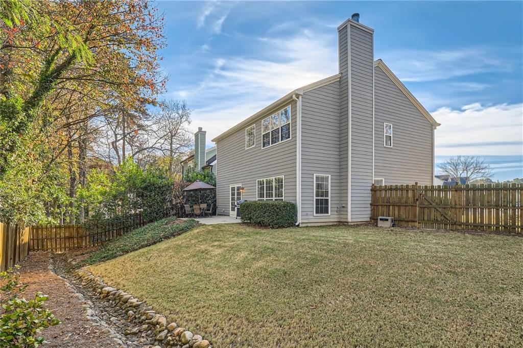 500 Stepney Court SE