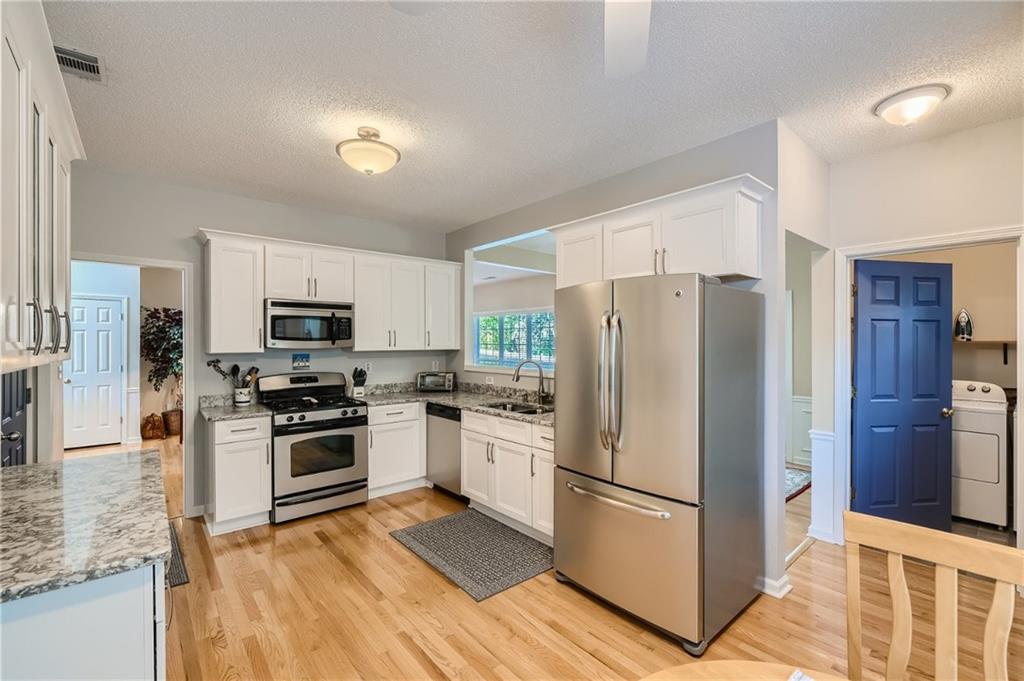 500 Stepney Court SE