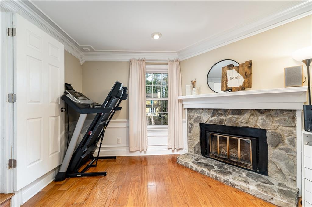 310 Knoll Ridge Court