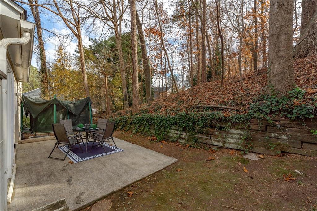 310 Knoll Ridge Court